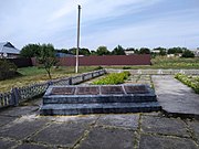 Кочубеївка братська могила радянських воїнів (5).jpg