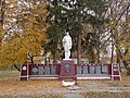 Братська могила 6 радянських воїнів, які загинули у вересні 1943р., Мильники (Григорівка), центр