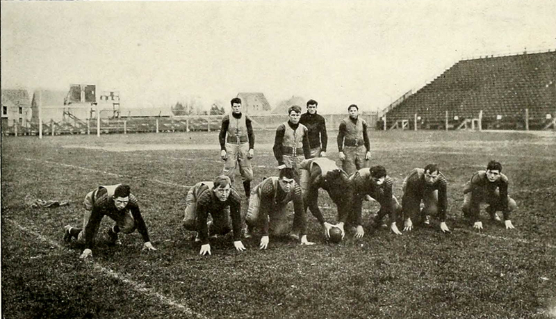 File:1904 Michigan football team.png