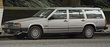 Volvo 740 GLE estate pre-facelift (US) 1989 Volvo 745 front left (NYC).jpg