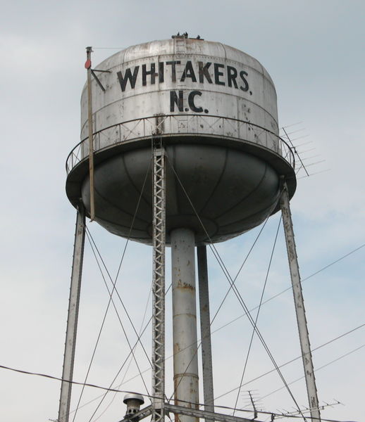 File:2005-06-25 Whitakers, NC water tower.jpg