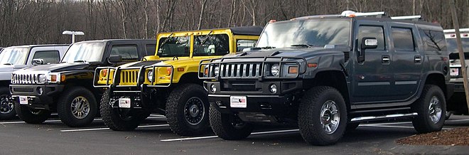 660px-2006_Hummer_H3_H1_and_H2.jpg