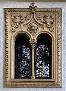 Mediterranean Revival window of the Prof. C.A. Teodorescu House (Bulevardul Eroii Sanitari no. 89), Bucharest, Ion Giurgea, 1941[16]