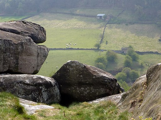 Across the valley from the top of Cratcliff - geograph.org.uk - 2359592