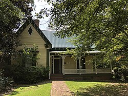 Almand-O'Kelley-Walker Haus Haustür von Green Street.jpg gesehen