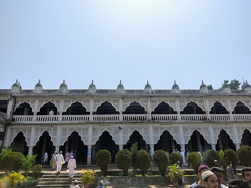 File:Anderkilla Shahi Jame Mosque.jpg