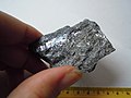 Antimonite (Sb2S3) (27633593399).jpg