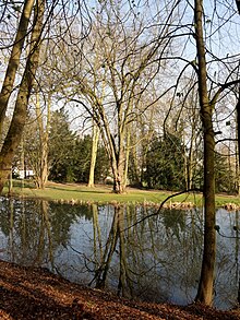 Asnières-sur-Oise (95), parc de Touteville 3.jpg