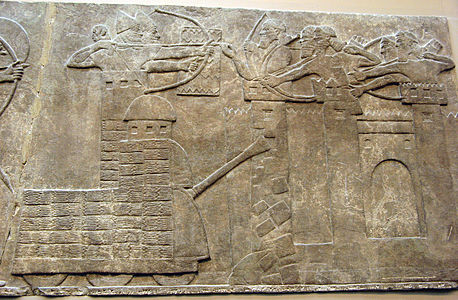 Assyrisches Relief, Nordwest-Palast von Nimrud (Raum B, Tafel 18); 865–860 v. Chr.