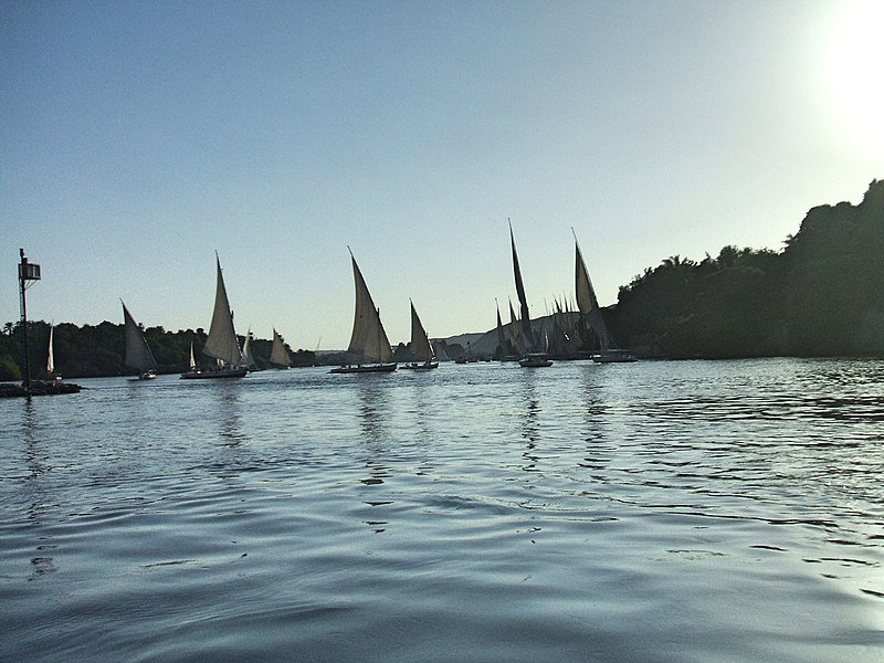 File:Aswan Sailboats, Elephantine Island, en2007 (1).jpg