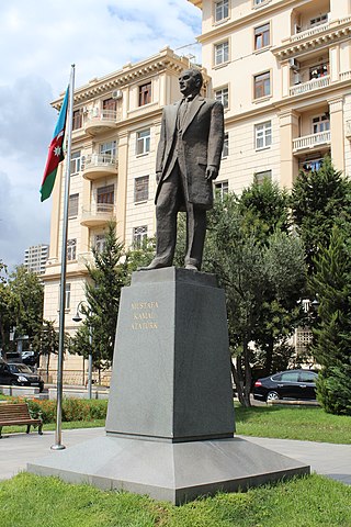 <span class="mw-page-title-main">Mustafa Kemal Atatürk Monument, Baku</span> Monument dedicated to Atatürk in Baku, Azerbaijan