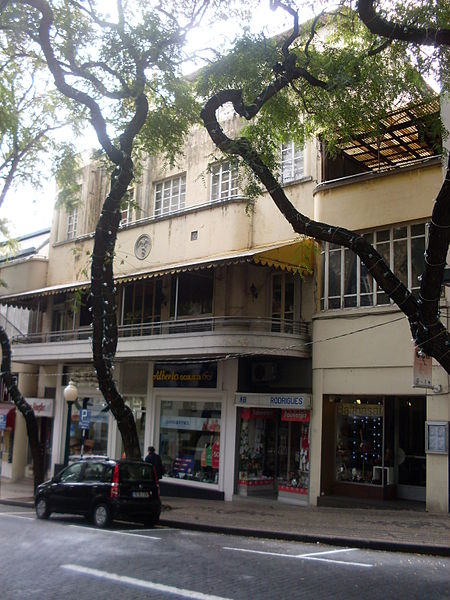 File:Avenida Zarco, Sé, Funchal - 22 Jan 2012 - SDC14984.JPG