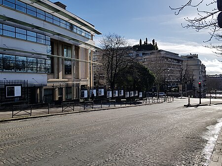 Avenue Albert de Mun Paris