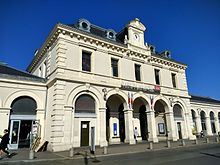 Bâtiment voyageurs de la gare de Meaux.jpg