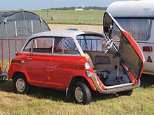 Right 3/4 view, with front door open and side door in view BMW 600, p2.jpg