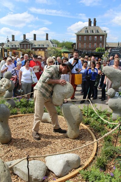 File:Balancing the stone - geograph.org.uk - 4974578.jpg