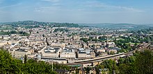 Bath, Somerset Panorama - huhtikuu 2011.jpg