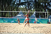 Deutsch: Beachvolleyball bei den Olympischen Jugendspielen 2018; Tag 8, 14. Oktober 2018; Mädchen, Achtelfinale – Bolivien-Puerto Rico 0:2 (18–21/18–21 ) English: Beach volleyball at the 2018 Summer Youth Olympics at 14 October 2018 – Girls Round of 16 – Bolivia-Puerto Rico 0:2 (18–21/18–21 )