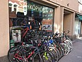 osmwiki:File:Bike shop (42682109291).jpg