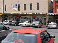 Bombala's (perpendicular) back-in parking style. Bombala - backward parking cars.jpg