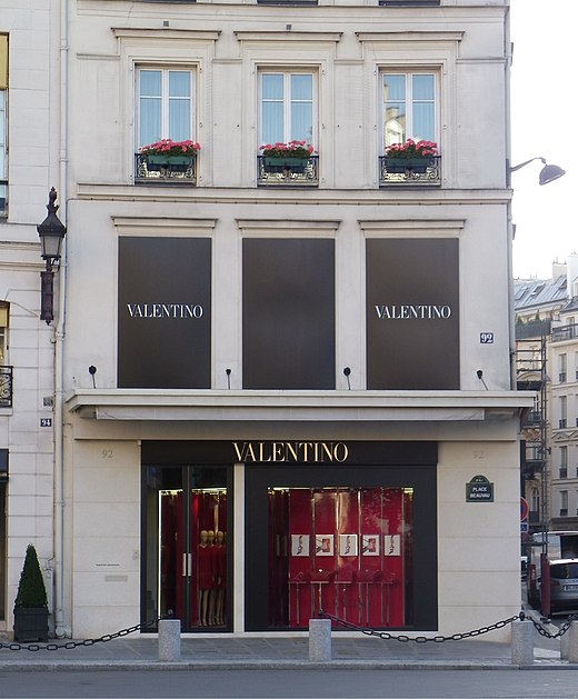 Boutique Valentino in Parijs