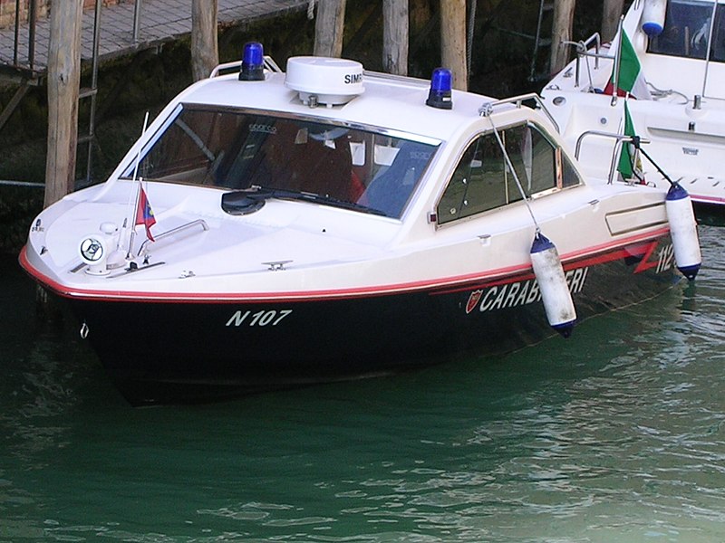 File:Carabinieri.jpg