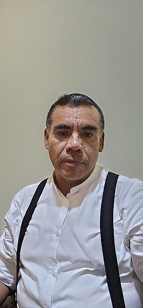 File:Carlos Vera 2023.jpg