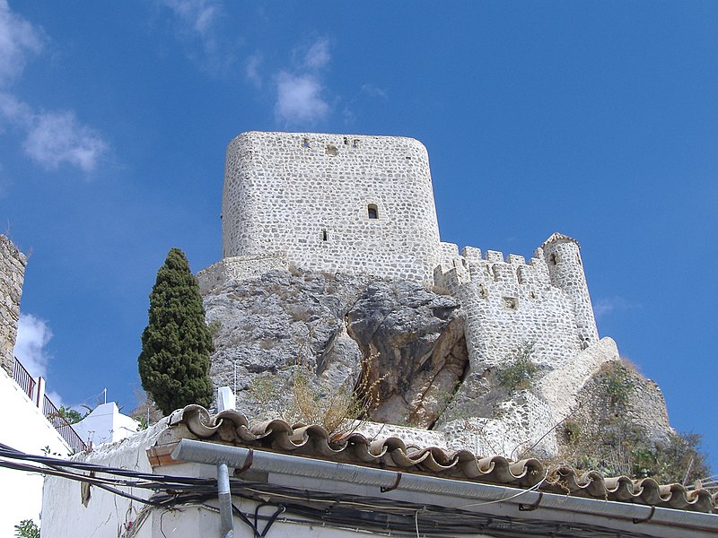 File:Castillo de Olvera.jpg