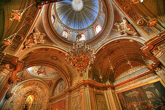 Interior and cupola of the Cathedral of Solsona Catedral Solsona Catalonia.jpg