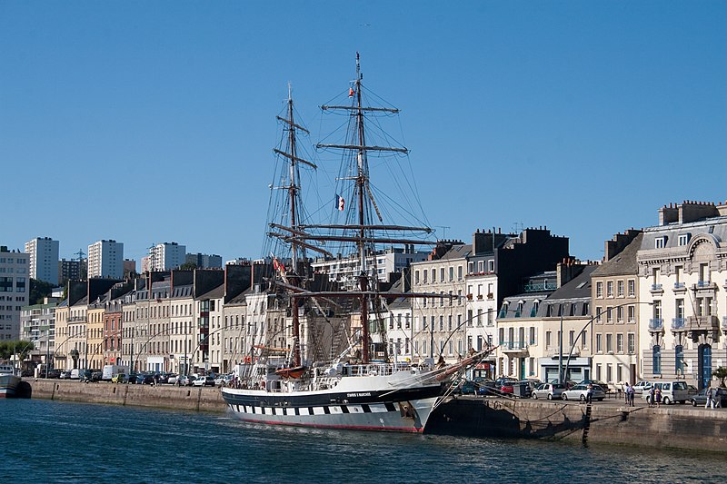 File:Cherbourg Harbour Stavros S Niarchos 2009 08 31.jpg