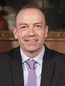 Chris Heaton-Harris Official Cabinet Portrait, February 2022 (cropped).jpg