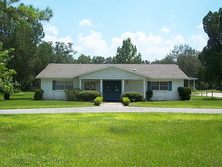 Coleman FL city hall01