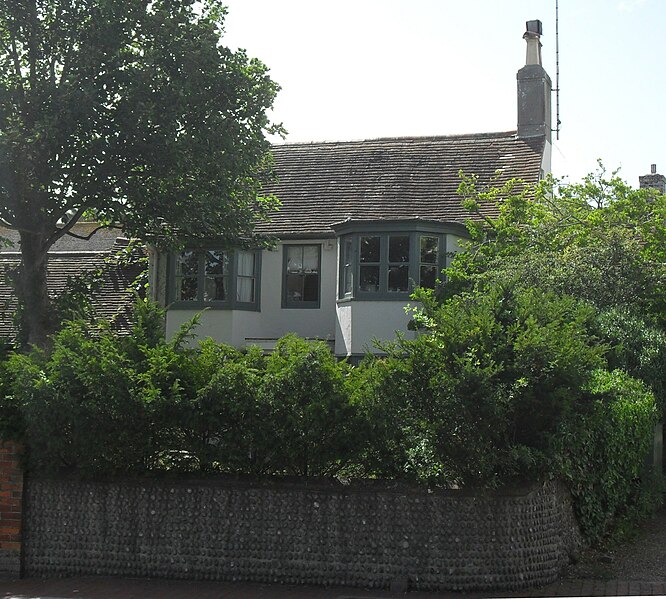 File:Dale Cottage, Rottingdean (IoE Code 481347).jpg