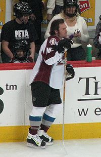 Tucker with the Avalanche in 2009. Darcy Tucker.jpg