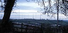 The former transmitter station on Borough Hill, around 1990 Daventry TX station masts.jpg