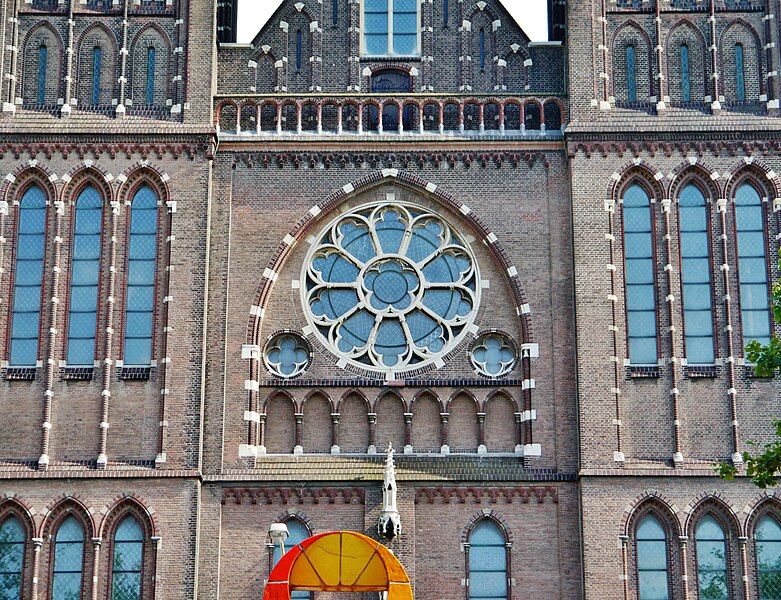 File:Den Haag Elandstraatkerk Fassade 4.jpg