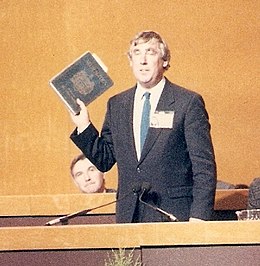 Des Wilson in 1987 as president of the Liberal party, holding as symbol of his office a copy of John Milton's Areopagitica DesWilson1987.jpg
