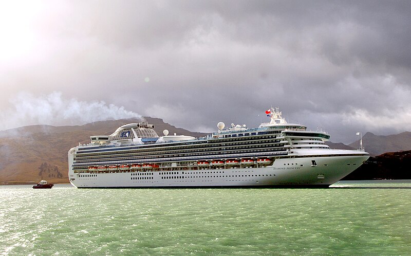 File:Diamond Princess Port Lyttleton NZ (14410172296).jpg