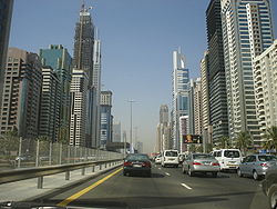 Pencakar langit di Jalan Sheikh Zayed