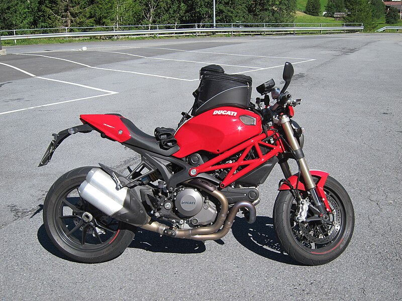 File:Ducati Monster 1100 EVO.JPG