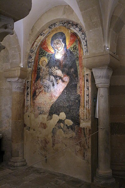 File:Duomo di otranto, cripta, madonna col bambino, xv secolo.jpg