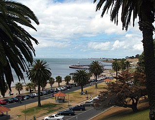 Eastern Beach (Victoria) beach and heritage-listed bathing complex in Geelong, Victoria, Australia