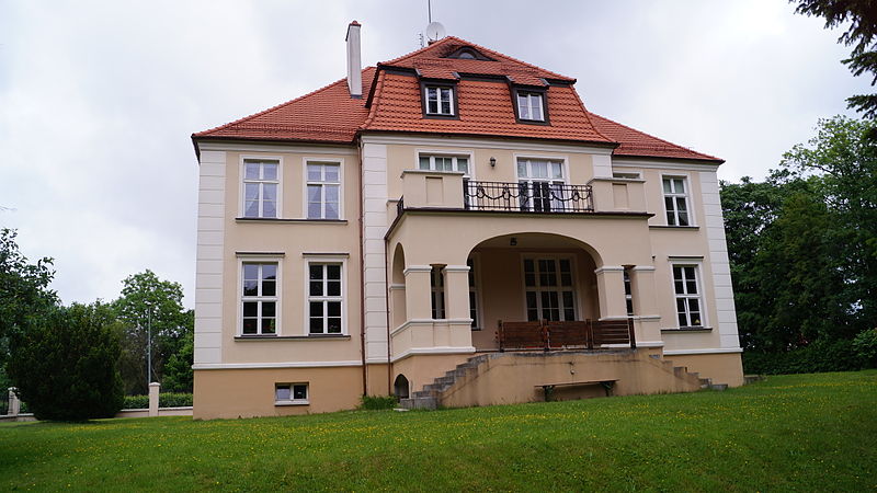 File:Elbląg, dwór Bieland.JPG