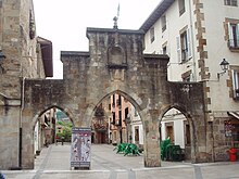 Ficheiro:Elorrio_archway.JPG