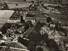 View of the Church, 1922 England - NARA - 68154778 (cropped).jpg