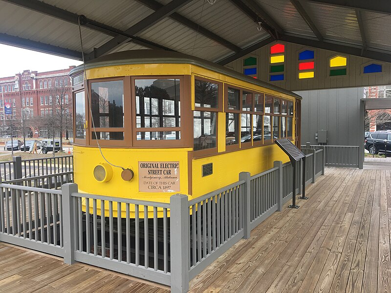 File:February 2020 Birney streetcar, Montgomery, Alabama.jpg