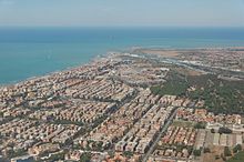 Датотека:Fiumicino_2011-by-RaBoe-018.jpg