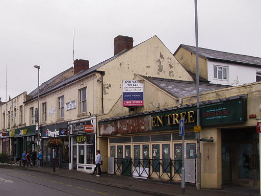 Former Litten Tree and chain fastfood stores, Marlborough Square, Coalville (geograph 4651031)