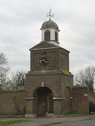 <span class="mw-page-title-main">Purfleet</span> Human settlement in England