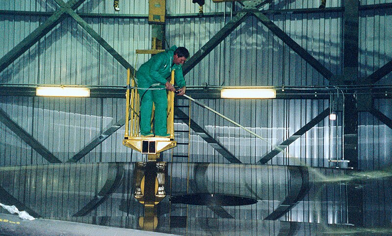 File:Gemini mirror cleaning (noao-02745).jpg